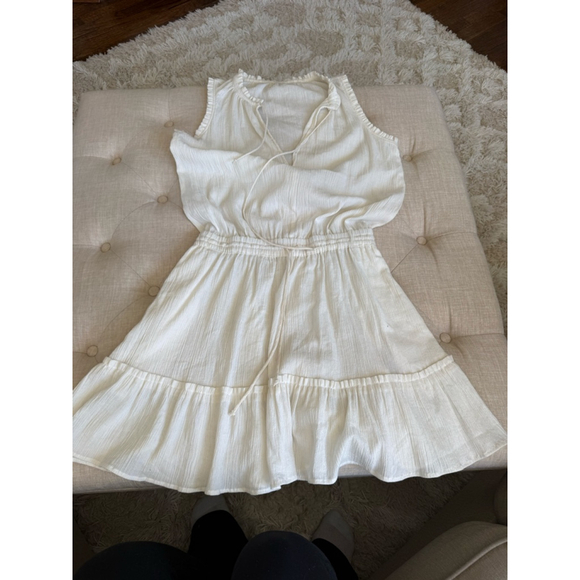 Unbranded Dresses & Skirts - Women's Cream Sleeveless Boho Mini Dress S